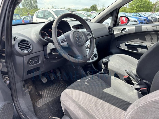 Opel corsa 1.0i essentia,2011 - afbeelding 2 van  30