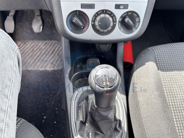 Opel corsa 1.0i essentia,2011 - afbeelding 7 van  30