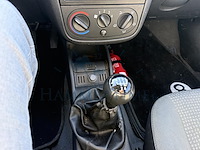 Opel corsa 1.0i xep 12v essentia, 2004 - afbeelding 5 van  26