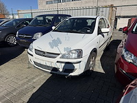 Opel corsa 1.0i xep 12v essentia, 2004 - afbeelding 1 van  26