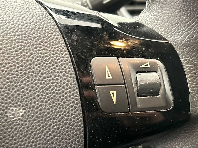 Opel corsa 1.2-16v '111' edition 2010 | 54-nnl-9 - afbeelding 12 van  32