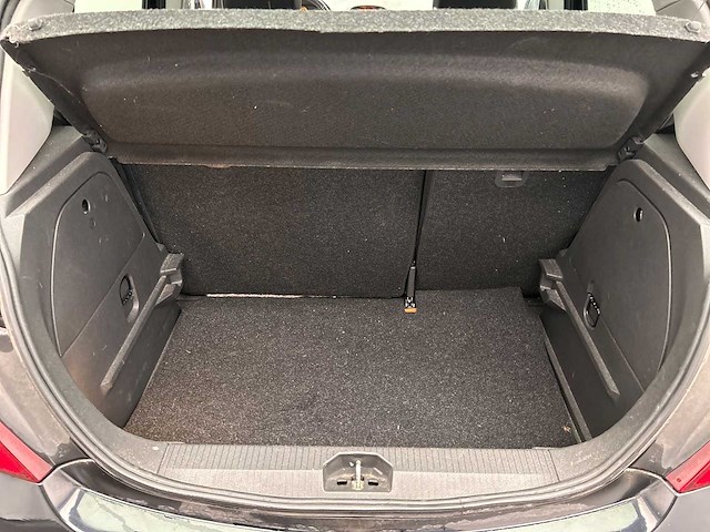 Opel corsa 1.2-16v '111' edition 2010 | 54-nnl-9 - afbeelding 28 van  32