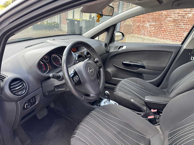 Opel corsa 1.2-16v 111 edition automaat 75-ldp-6 - afbeelding 5 van  15