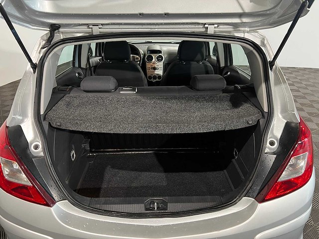 Opel corsa 1.2-16v berlin, gr-176-s - afbeelding 2 van  15