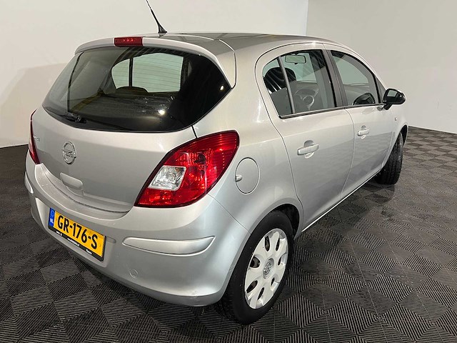 Opel corsa 1.2-16v berlin, gr-176-s - afbeelding 12 van  15