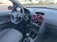 Opel corsa 1.2-16v color sport ed. 36-tzf-7 - afbeelding 1 van  9