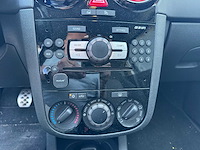 Opel corsa 1.2-16v color sport ed. 36-tzf-7 - afbeelding 3 van  9