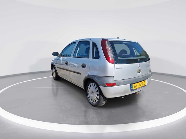 Opel corsa 1.2-16v comfort 2002 | 64-jb-lz - afbeelding 4 van  24