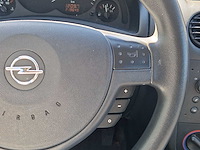 Opel corsa 1.2-16v comfort 2002 | 64-jb-lz - afbeelding 9 van  24
