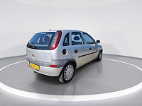 Opel corsa 1.2-16v comfort 2002 | 64-jb-lz - afbeelding 9 van  15