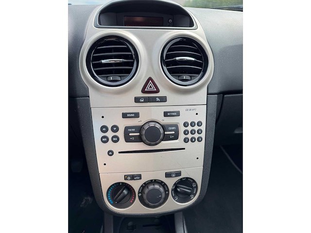 Opel corsa 1.2-16v cool enjoy 70-gjb-2 - afbeelding 4 van  4