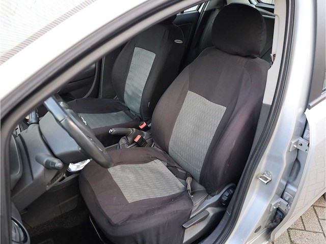 Opel corsa 1.2 16v cosmo 2012 automaat, 11-zbp-8 - afbeelding 4 van  25