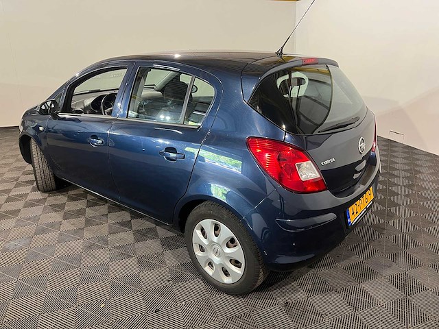 Opel corsa 1.2-16v edition, 42-ptg-9 - afbeelding 11 van  18