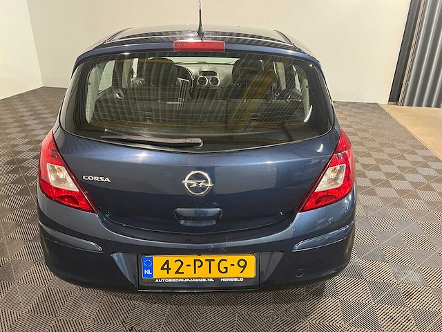Opel corsa 1.2-16v edition, 42-ptg-9 - afbeelding 12 van  18