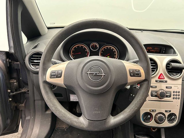 Opel corsa 1.2-16v enjoy | 04-zp-sf - afbeelding 9 van  32
