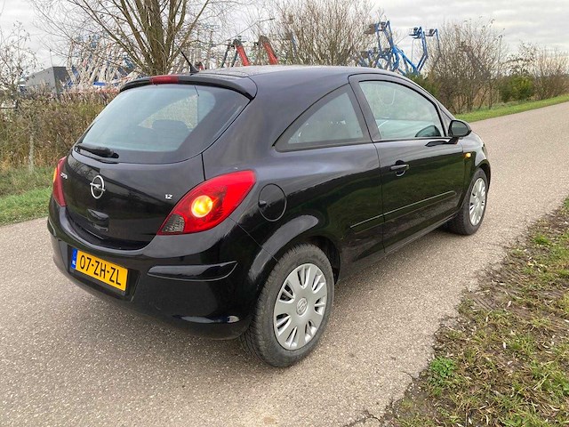 Opel corsa 1.2 16v enjoy, 07-zh-zl - afbeelding 2 van  8