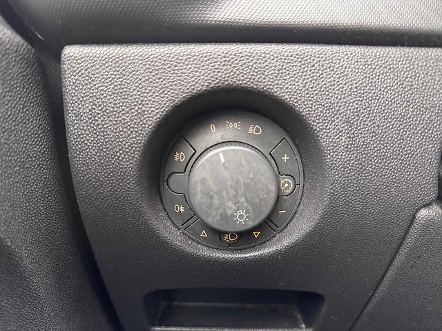 Opel corsa 1.2 16v enjoy, 49-khn-3 - afbeelding 2 van  15