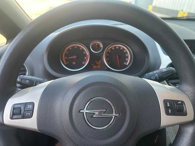 Opel corsa 1.2-16v enjoy , 61-zl-hn - afbeelding 6 van  7