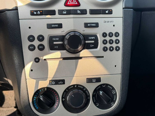 Opel corsa 1.2-16v enjoy | 67-tl-xz - afbeelding 2 van  20