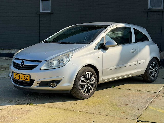 Opel corsa 1.2-16v enjoy | 67-tl-xz - afbeelding 1 van  27