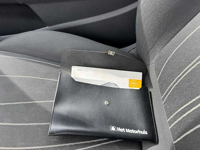 Opel corsa 1.2-16v enjoy airco 70-gjb-2 - afbeelding 5 van  13
