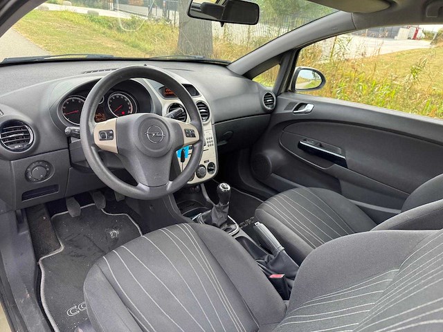Opel corsa 1.2-16v enjoy airco 70-gjb-2 - afbeelding 8 van  13