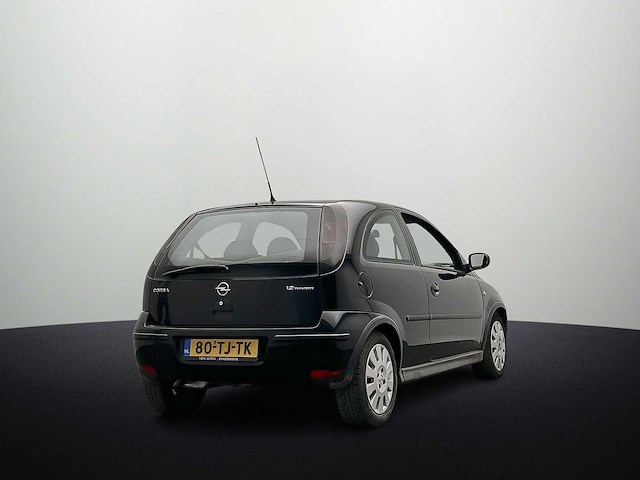 Opel corsa 1.2-16v silverline 2006 - afbeelding 17 van  18