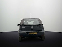 Opel corsa 1.2-16v silverline 2006 - afbeelding 16 van  18