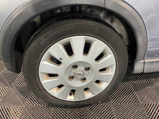 Opel corsa 1.2-16v silverline, 38-tf-fb - afbeelding 16 van  19