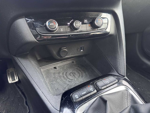 Opel corsa 1.2 gs line; h-264-dt - afbeelding 12 van  16