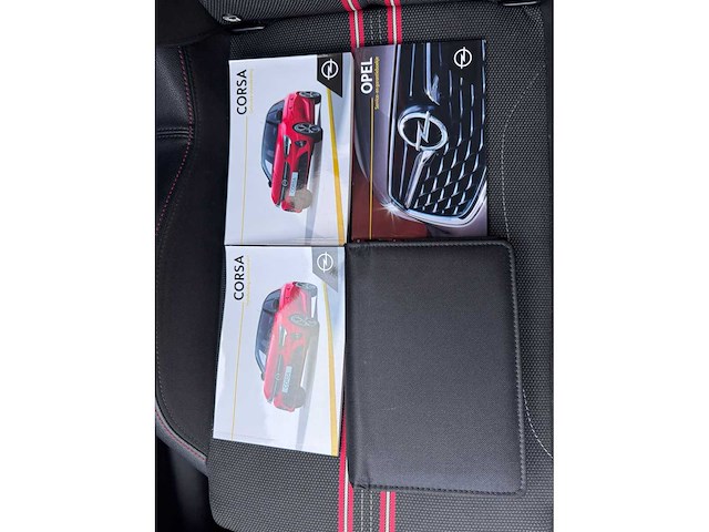 Opel corsa 1.2 gs line; h-264-dt - afbeelding 15 van  16