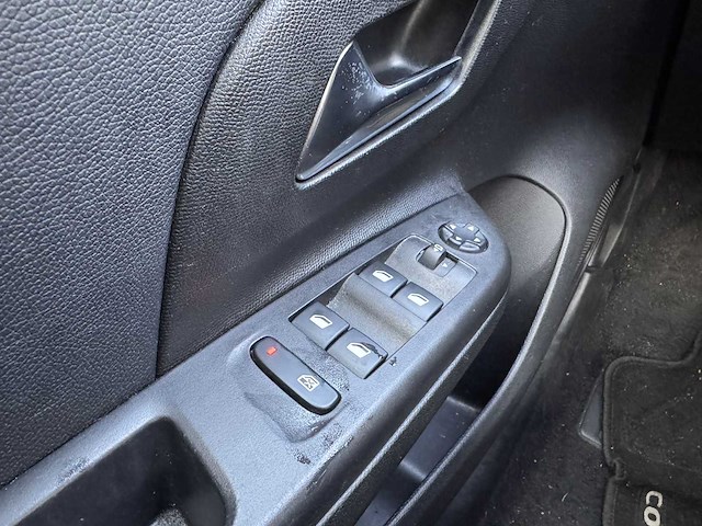Opel corsa 1.2 gs line; h-264-dt - afbeelding 6 van  16