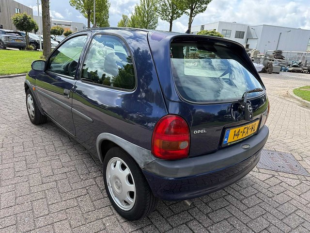 Opel corsa 1.2i-16v strada, 14-fx-vl - afbeelding 10 van  13