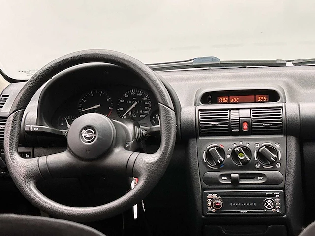 Opel corsa 1.2i-16v strada 1999 | xs-vn-48 - afbeelding 15 van  32