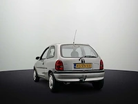 Opel corsa 1.2i-16v strada 1999 | xs-vn-48 - afbeelding 25 van  32