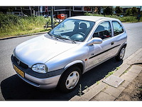 Opel corsa 1.2i-16v strada, 68-dg-fh - afbeelding 1 van  12