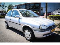Opel corsa 1.2i-16v strada, 68-dg-fh - afbeelding 5 van  12