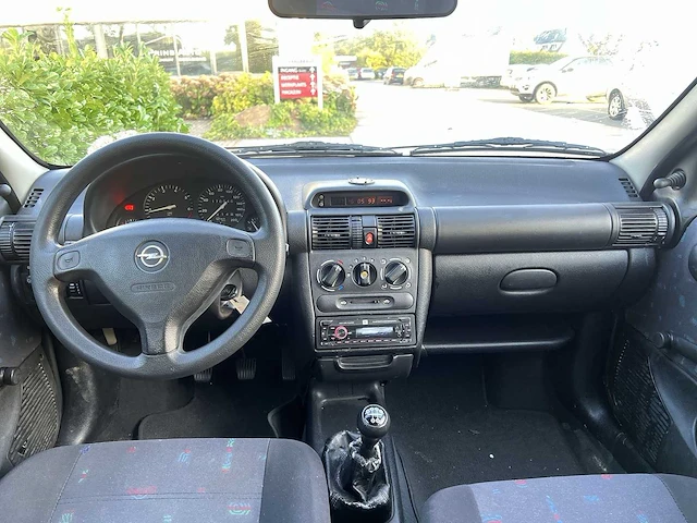 Opel corsa 1.2i-16v strada | zf-sz-53 - afbeelding 2 van  22