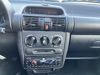 Opel corsa 1.2i-16v strada | zf-sz-53 - afbeelding 3 van  22