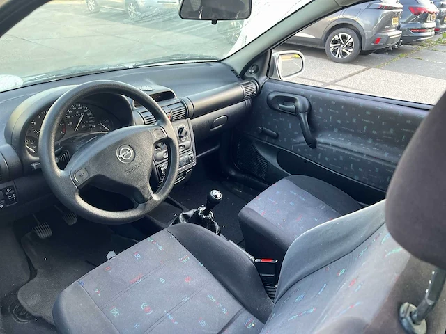 Opel corsa 1.2i-16v strada | zf-sz-53 - afbeelding 16 van  22