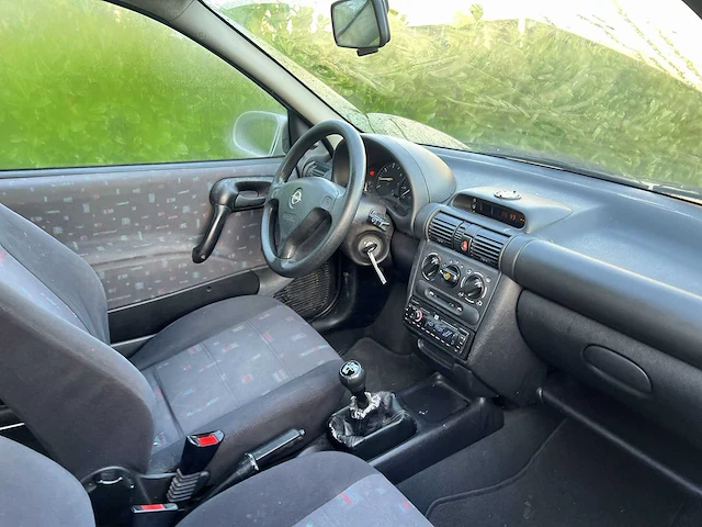 Opel corsa 1.2i-16v strada | zf-sz-53 - afbeelding 17 van  22