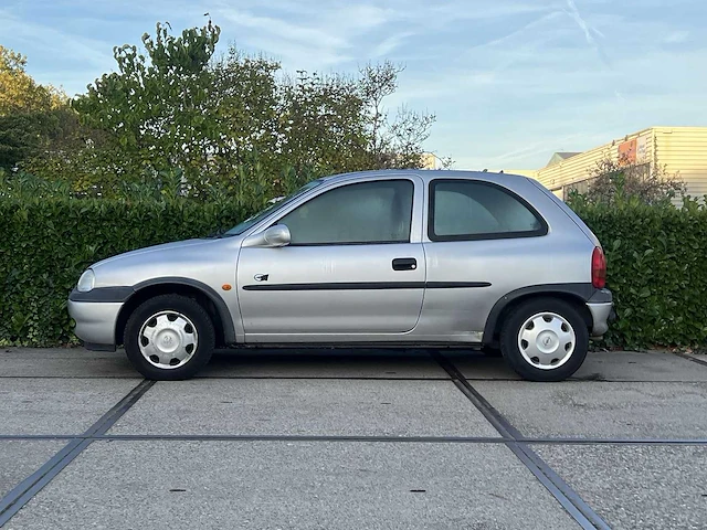 Opel corsa 1.2i-16v strada | zf-sz-53 - afbeelding 22 van  22