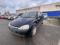 Opel corsa 1.2i xep 16v essentia,2005