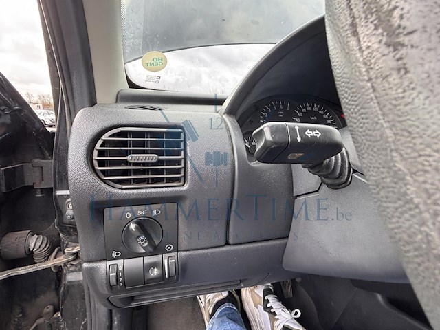 Opel corsa 1.2i xep 16v essentia,2005 - afbeelding 13 van  35