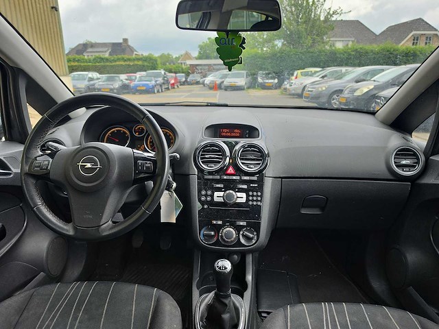 Opel corsa 1.3 cdti ecoflex s/s 111 edition 2011 | 48-nzn-5 - afbeelding 24 van  29