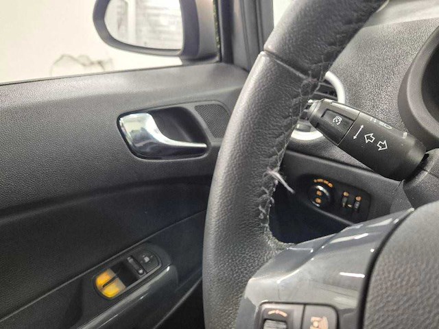 Opel corsa 1.3 cdti ecoflex s/s cosmo 2011 | 44-slj-3 - afbeelding 3 van  17