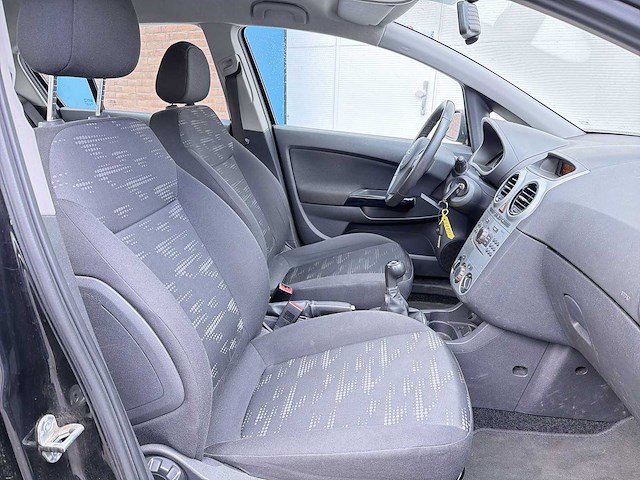 Opel corsa 1.3 cdti ecoflex s/s cosmo 2011 | 59-srn-9 - afbeelding 17 van  28