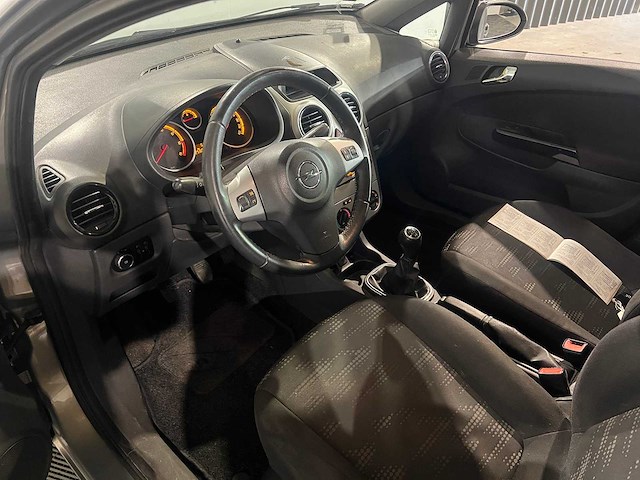 Opel corsa 1.3 cdti ecof.s ed, 95-psf-9 - afbeelding 15 van  16