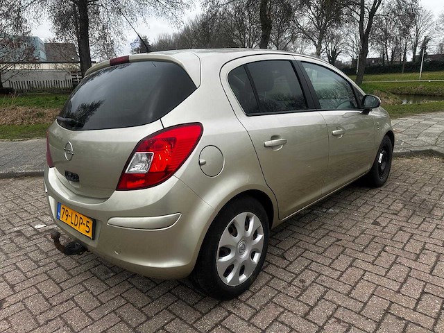 Opel corsa 1.4 16v '111' edition, 79-ldp-5 - afbeelding 12 van  19
