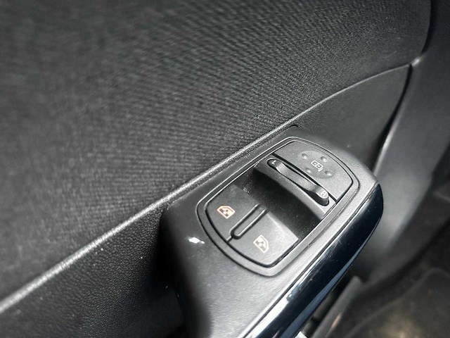 Opel corsa 1.4 16v '111' edition, 79-ldp-5 - afbeelding 17 van  19